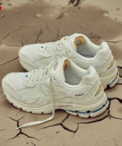 Love Light Shoes